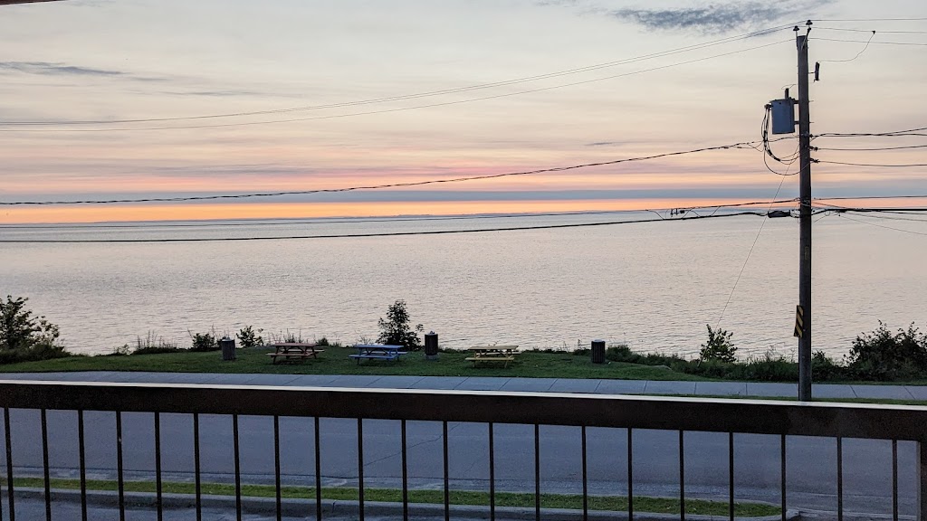 Motel Castille | 560 Bd Saint-Joseph, Roberval, QC G8H 2K6, Canada | Phone: (418) 275-0771