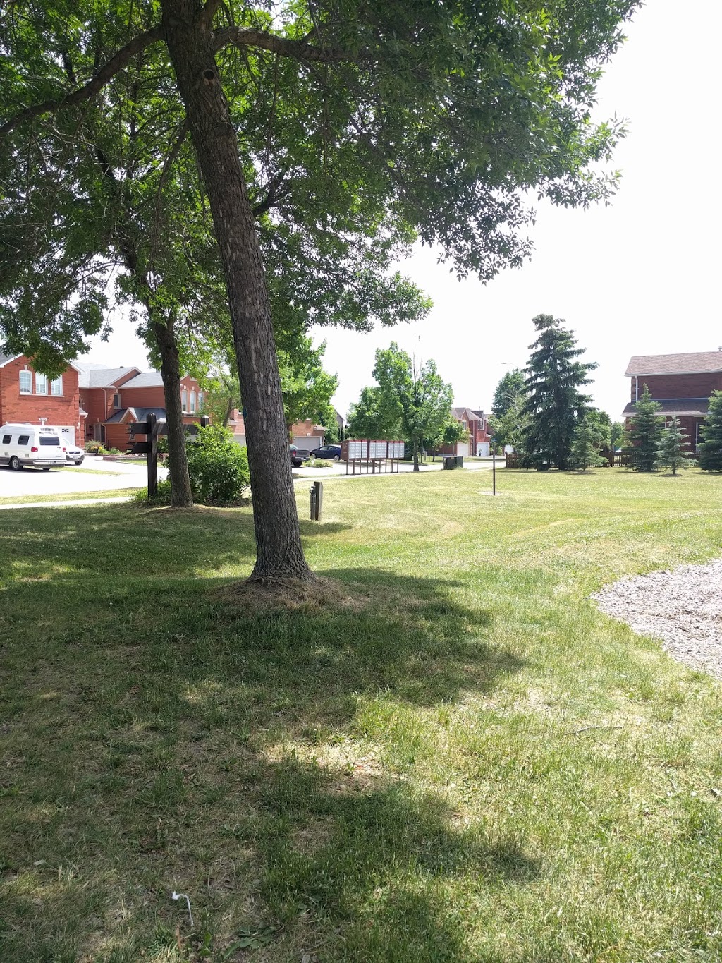 Rosebush Common | 4890 Creditview Rd, Mississauga, ON L5M 5M3, Canada | Phone: (905) 615-4311