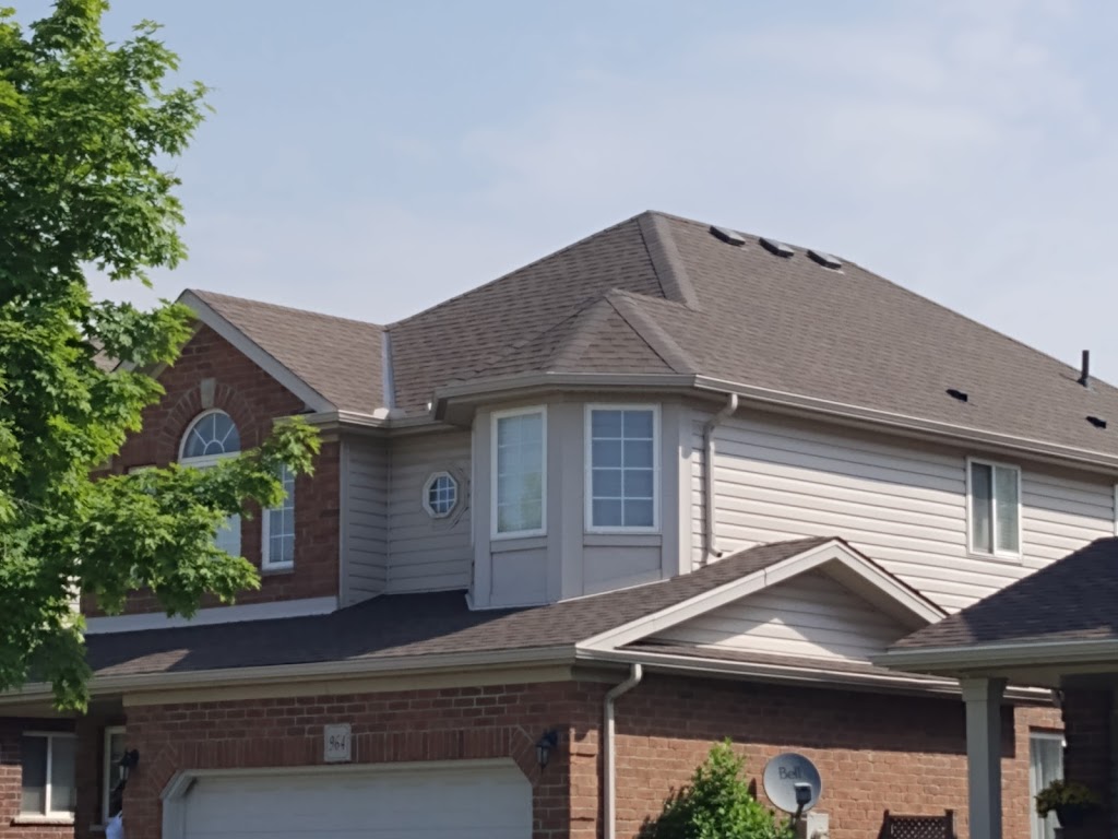 Silver Roofing | 1159 Kaladar Dr, London, ON N5V 2R6, Canada | Phone: (519) 697-0473
