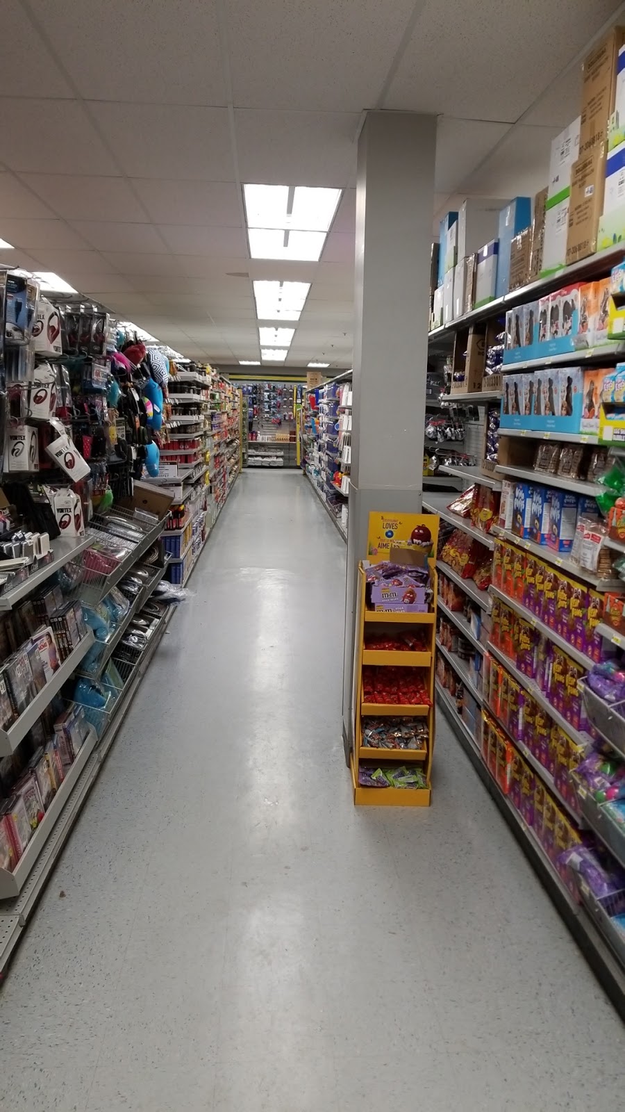 Dollarama | 50 Tacoma Dr, Dartmouth, NS B2W 3E5, Canada | Phone: (902) 434-5499