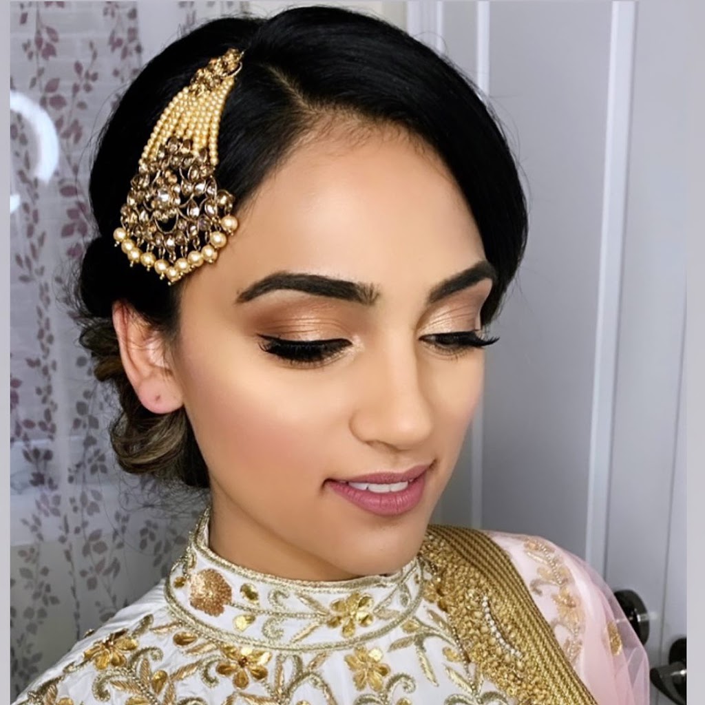 Fazila Sadiq Makeup | 1863 Stevington Crescent, Mississauga, ON L5N 7S5, Canada | Phone: (647) 448-6380