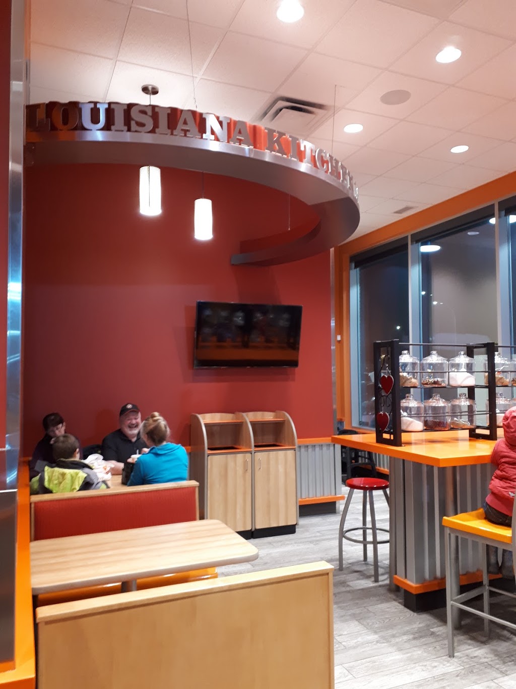 Popeyes | 14702 137 Ave NW, Edmonton, AB T6V 0M8, Canada | Phone: (780) 752-9888