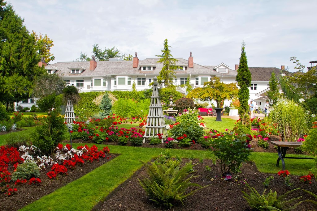Crown Mansion Boutique Hotel & Villas | 292 Crescent Rd E, Qualicum Beach, BC V9K 0A5, Canada | Phone: (250) 752-5776