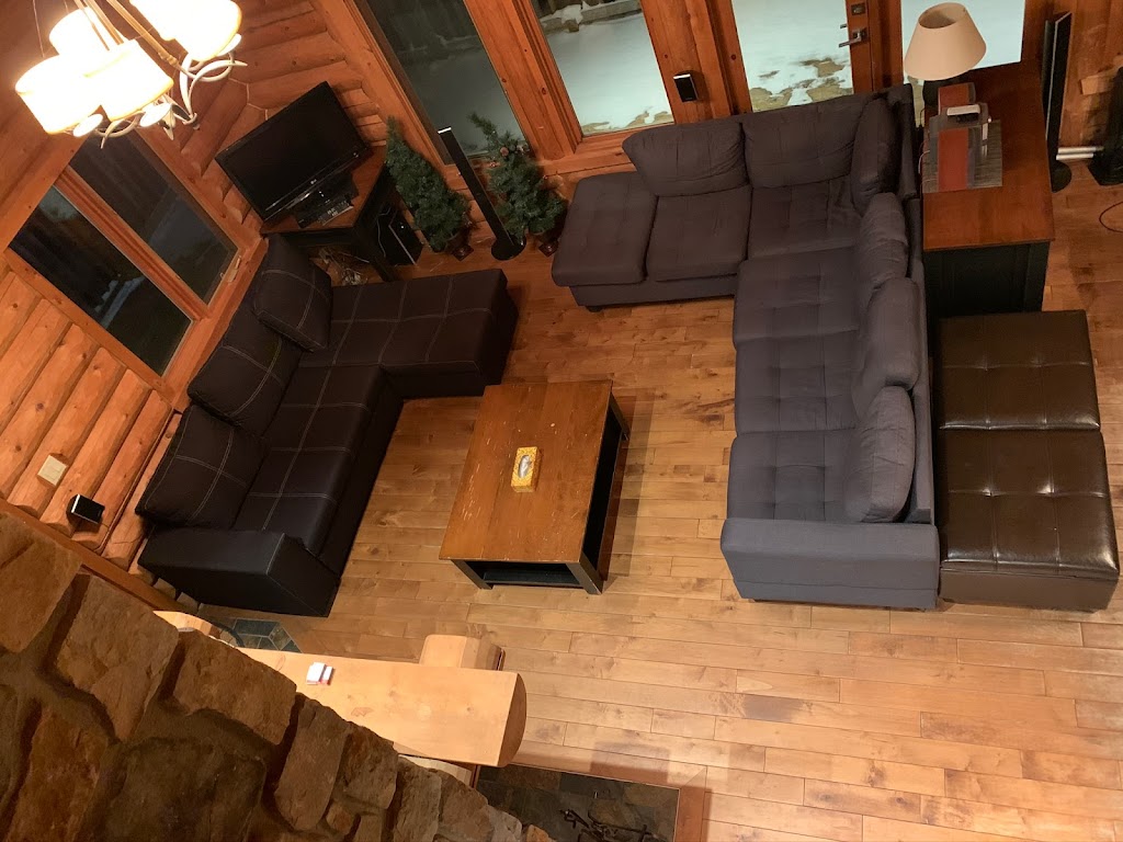 Demian Guard Cabin | 159 Chem. des Pionniers, Labelle, QC J0T 1H0, Canada | Phone: (514) 594-5918