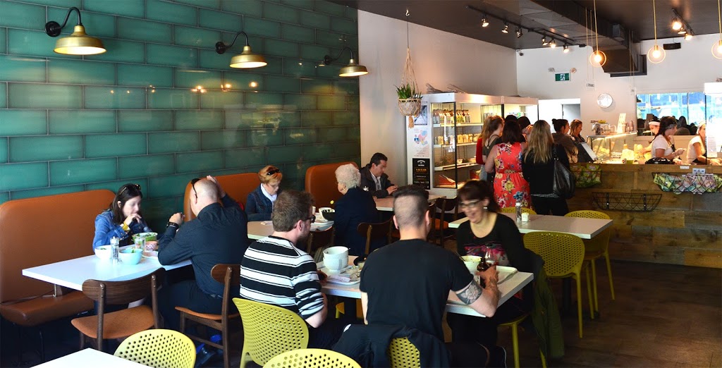 Restaurant santé | Le Comptoir Lunch | 129 Rue Hériot, Drummondville, QC J2C 1J7, Canada | Phone: (819) 479-3828