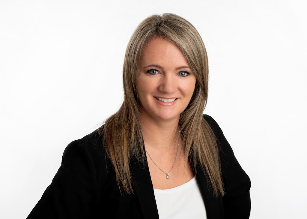 Chantal Bibeau Courtier Immobilier | 93 Bd Don-Quichotte, LÎle-Perrot, QC J7V 6X2, Canada | Phone: (514) 928-9342