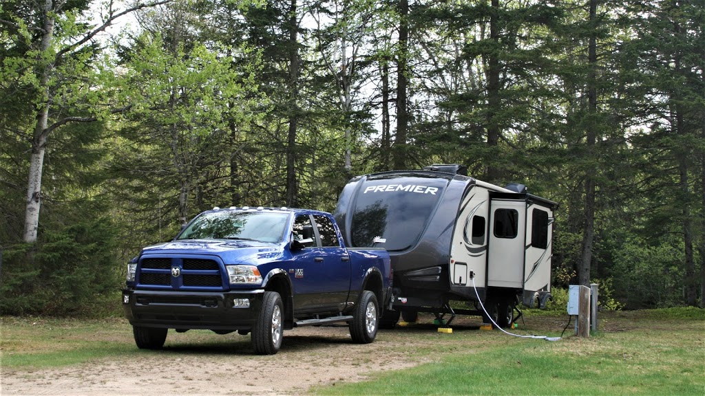 Camping Mont-Sainte-Anne | 300 Rang Saint Julien, Saint-Ferréol-les-Neiges, QC G0A 3R0, Canada | Phone: (418) 826-2323