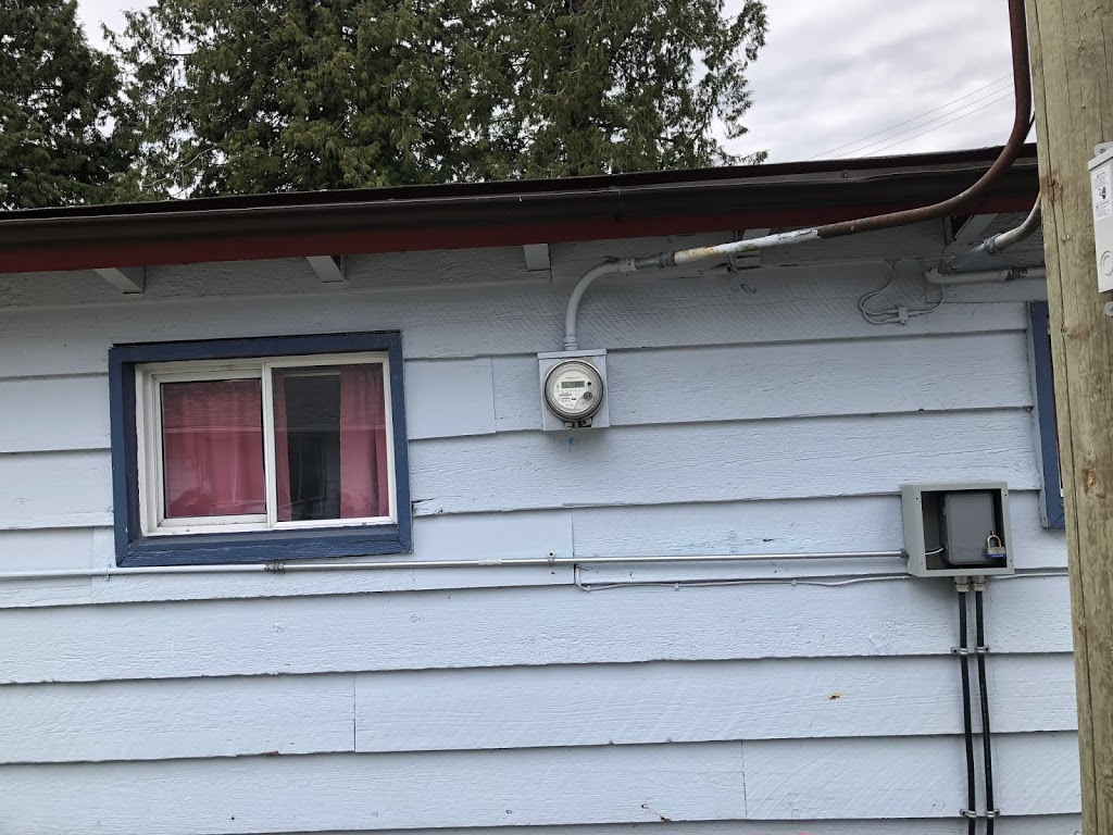 Blue Sky Motel | 4726 Sunshine Coast Hwy, Sechelt, BC V0N 3A2, Canada | Phone: (604) 885-9987