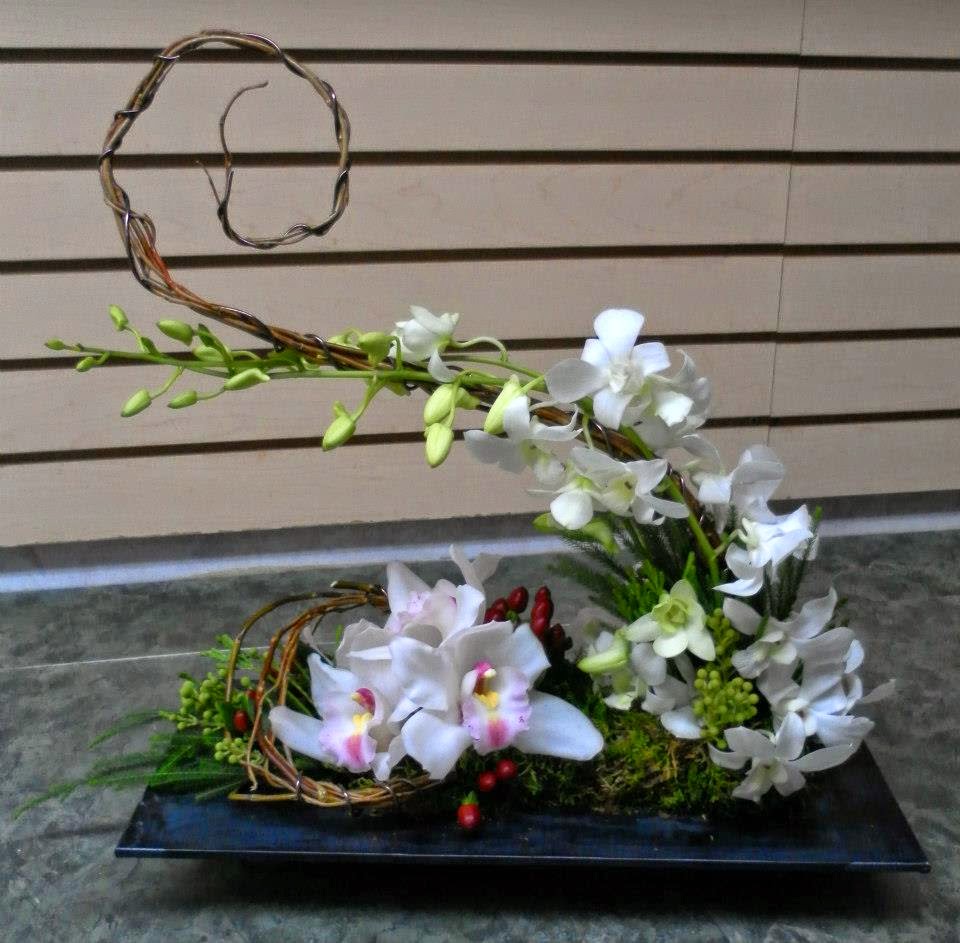 First Class Flowers | 8251 Elbow Dr SW, Calgary, AB T2V 1K6, Canada | Phone: (403) 255-2239