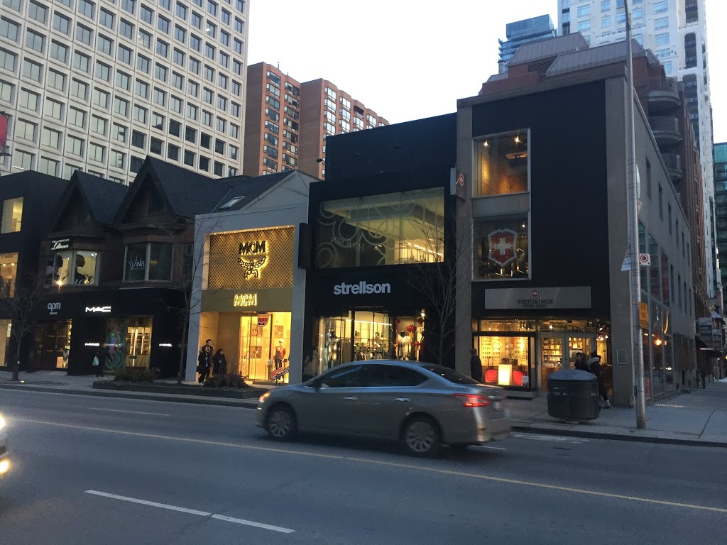 Victorinox Swiss Army | 95A Bloor St W, Toronto, ON M5S 1M1, Canada | Phone: (416) 929-9889