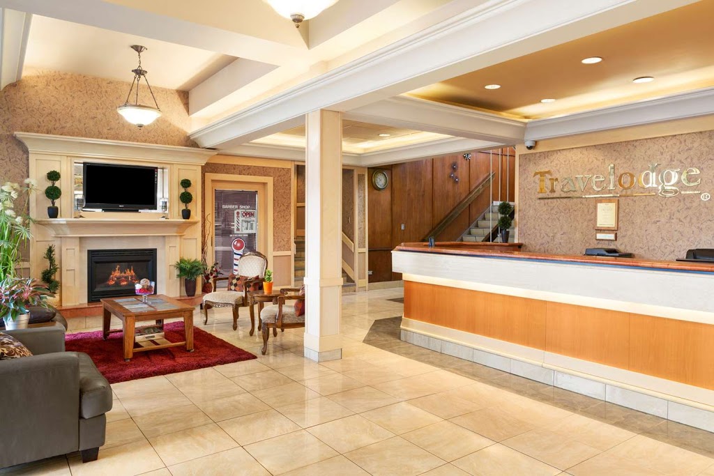 Travelodge by Wyndham Edmonton East | 3414 118 Ave NW, Edmonton, AB T5W 0Z4, Canada | Phone: (780) 474-0456