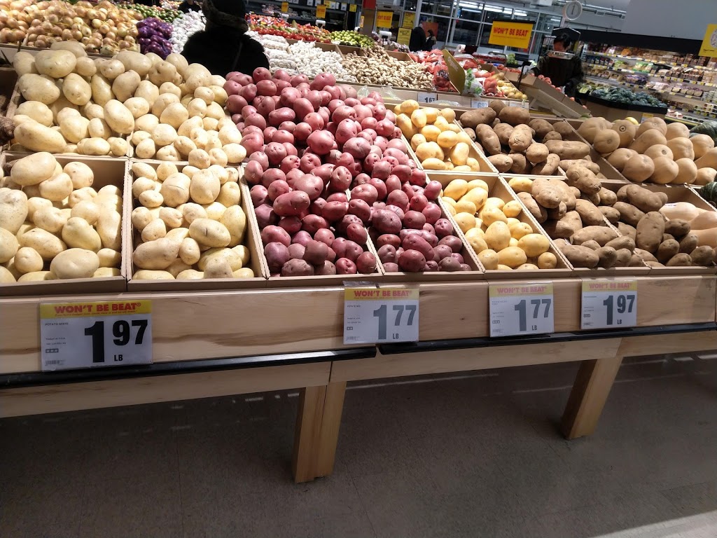 Daniels No Frills | 620 Eglinton Ave W, Mississauga, ON L5R 3V2, Canada | Phone: (866) 987-6453