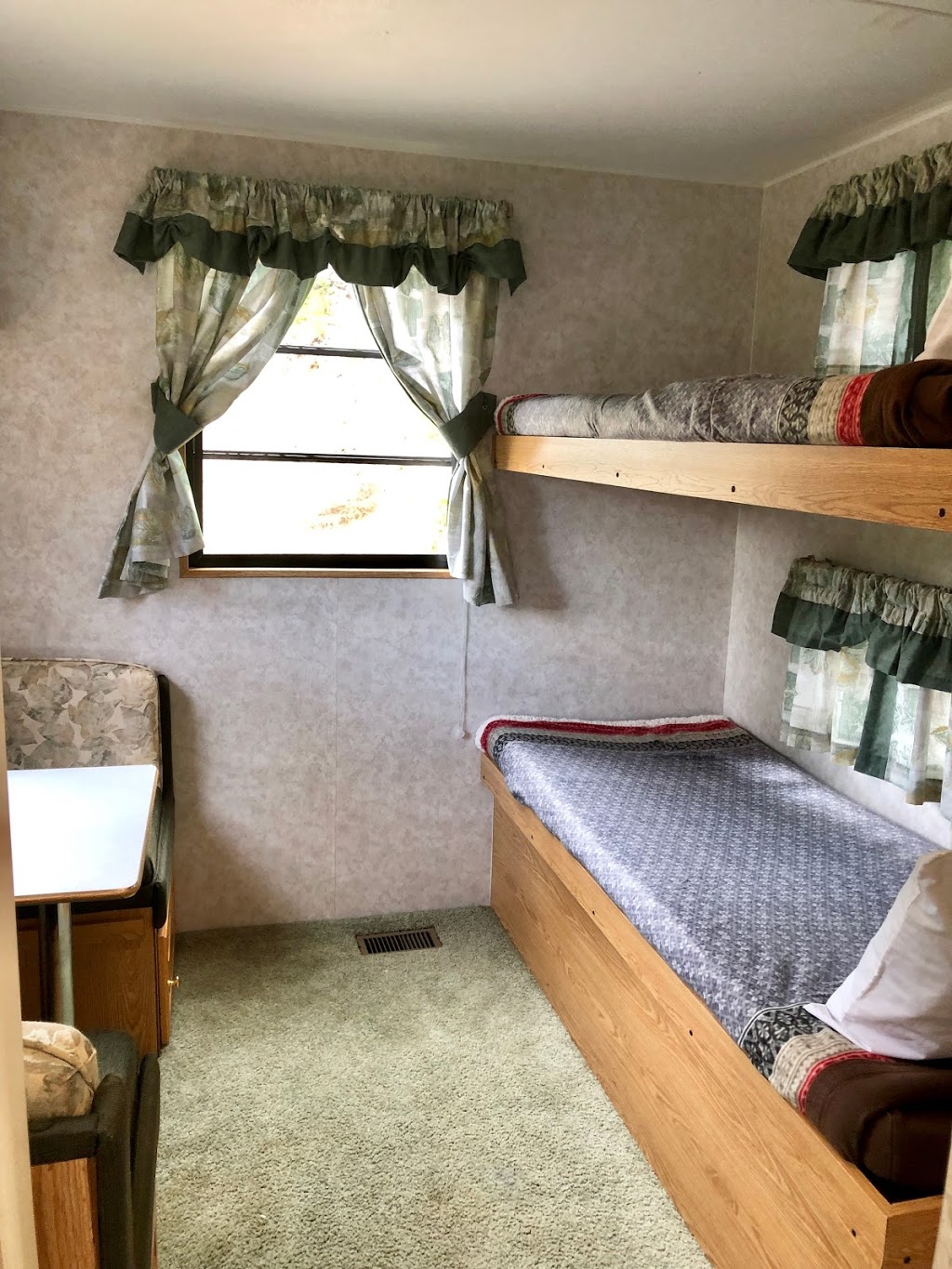 Garden Bay Hideaway - Glamping in Style | 5163 Claydon Rd, Garden Bay, BC V0N 1S1, Canada | Phone: (604) 885-8368