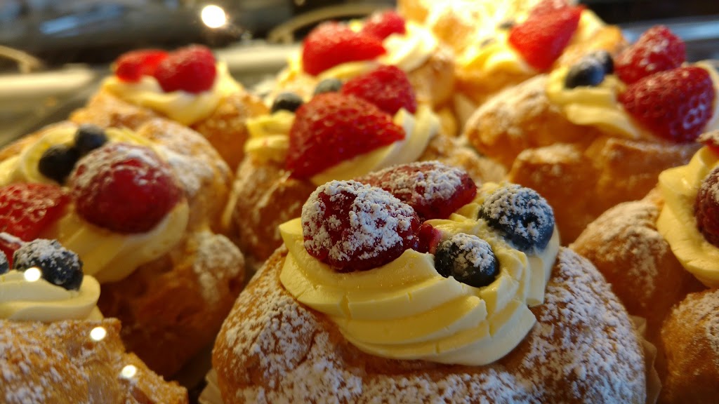 Lamannas Bakery | 6758 Kingston Rd, Scarborough, ON M1B 1G8, Canada | Phone: (416) 287-2020