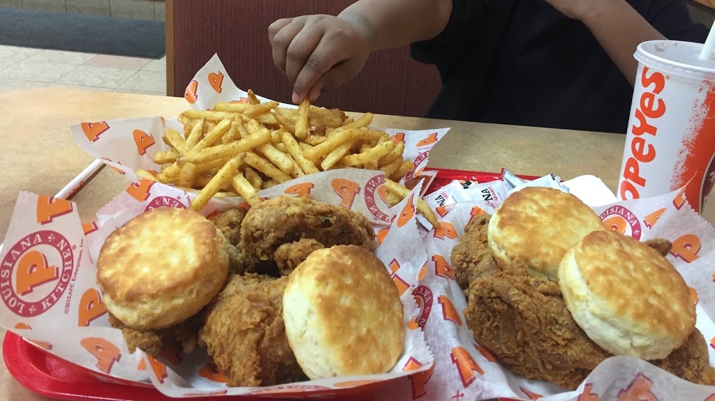 Popeyes Louisiana Kitchen | 5306 Dundas St W, Etobicoke, ON M9B 1B3, Canada | Phone: (416) 231-7866