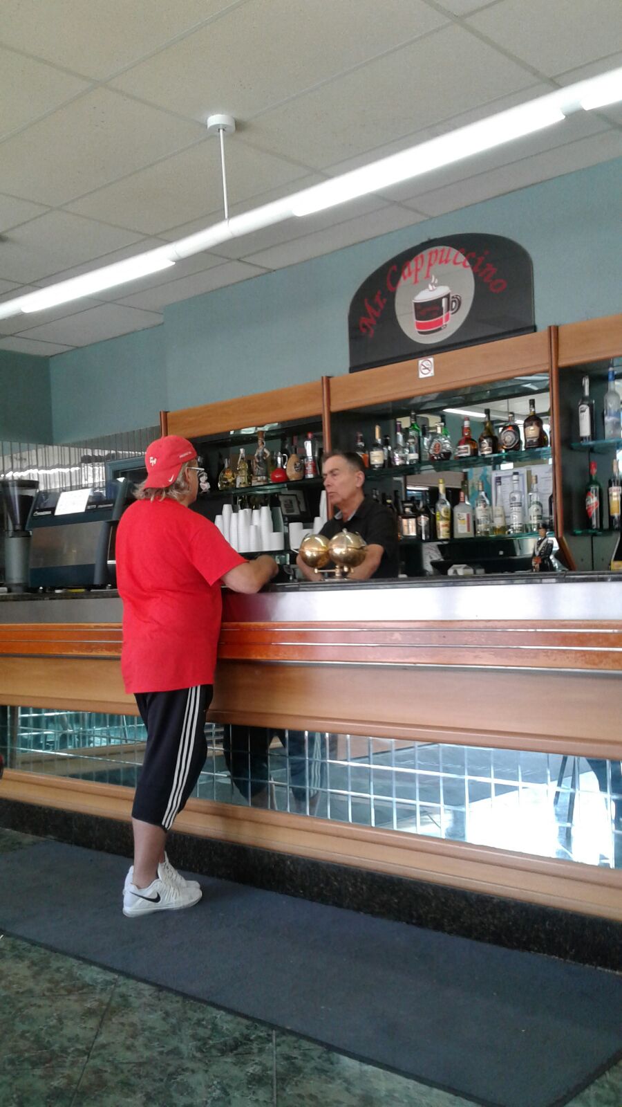 Mr. Cappuccino News Café | 4632 Victoria Ave, Niagara Falls, ON L2E 4B7, Canada | Phone: (905) 374-2201