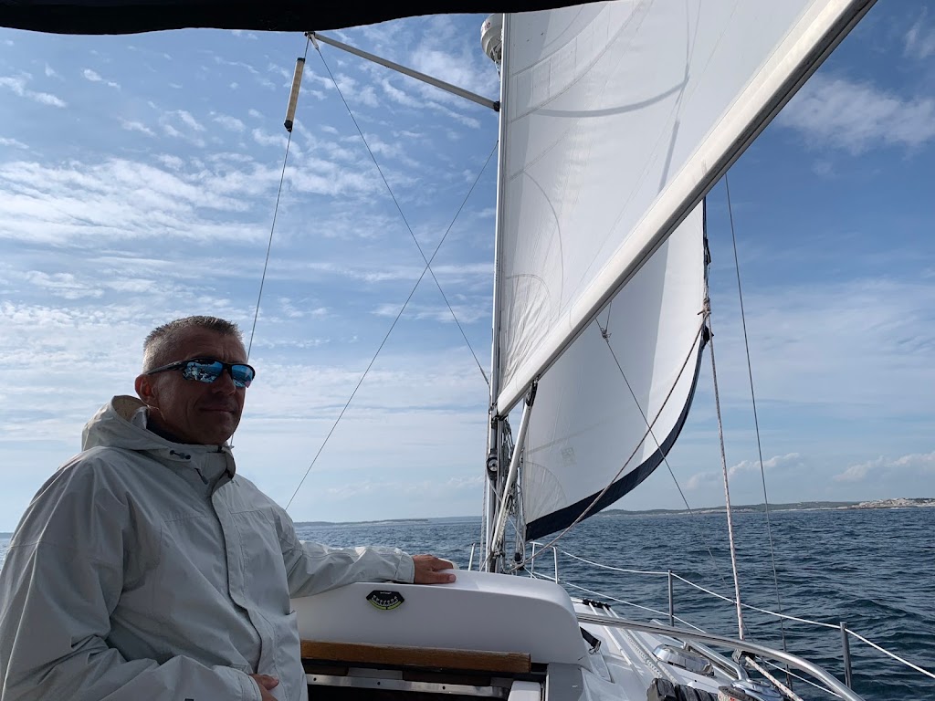 Admiral Sailing Academy | 377 Shore Dr, Bedford, NS B4A 2C7, Canada | Phone: (902) 220-8627