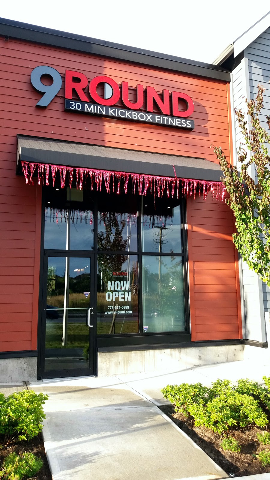 9Round - Clayton Market | 19161 Fraser Hwy #105, Surrey, BC V3S 8E7, Canada | Phone: (778) 954-9929