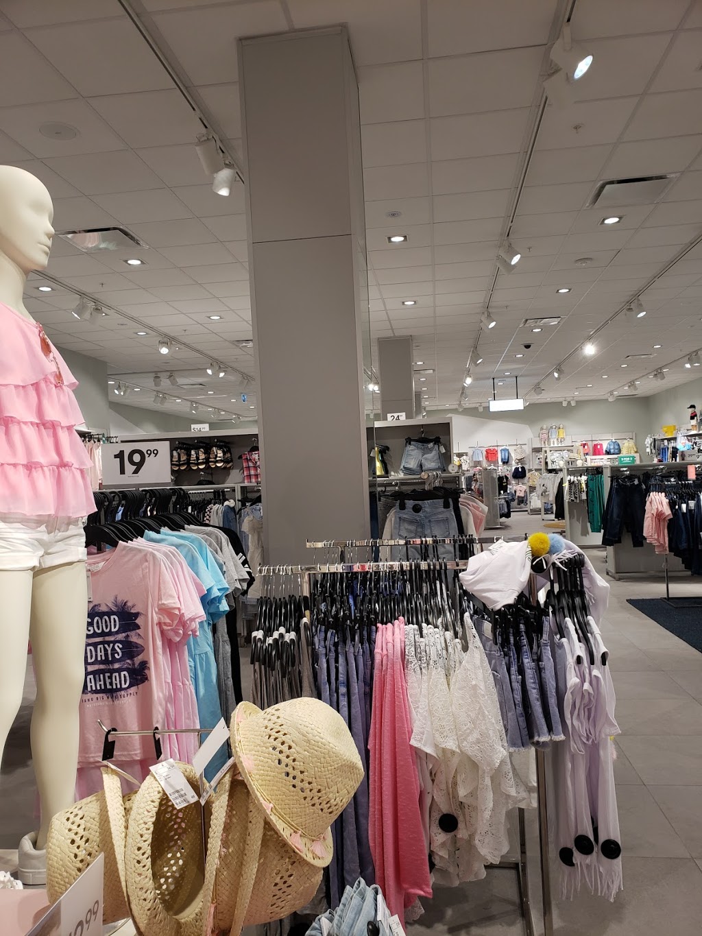 H&M | 109 Kingsway NW, Edmonton, AB T5G 3A6, Canada | Phone: (855) 272-7007