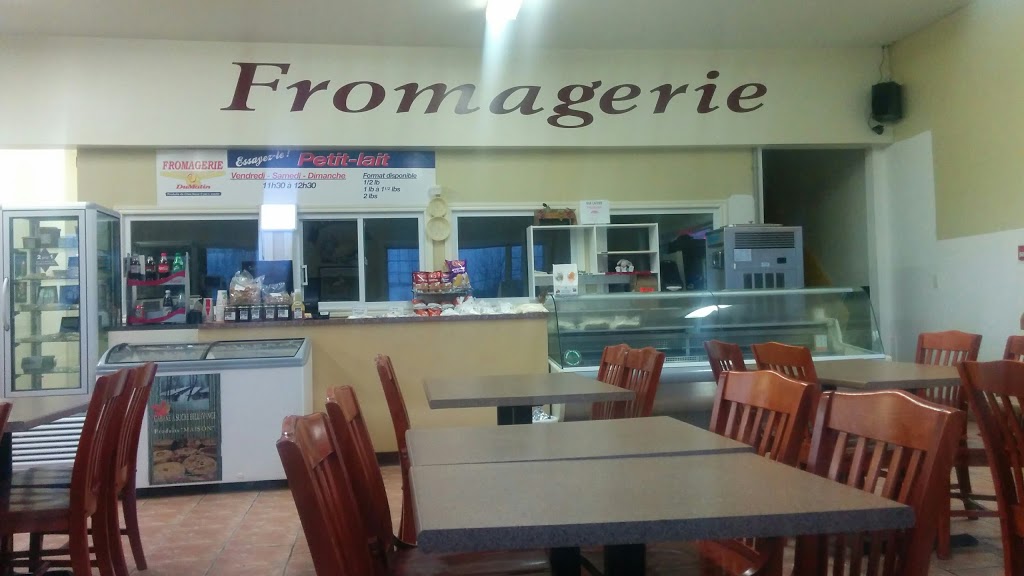 Fromagerie DuMatin | 4676 QC-112, Ascot Corner, QC J0B 1A0, Canada | Phone: (819) 820-0220