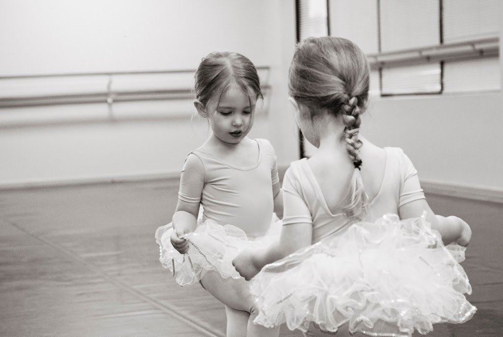 Industria Dance Centre | 3025 Ness Ave, Winnipeg, MB R2Y 2J2, Canada | Phone: (204) 297-5359