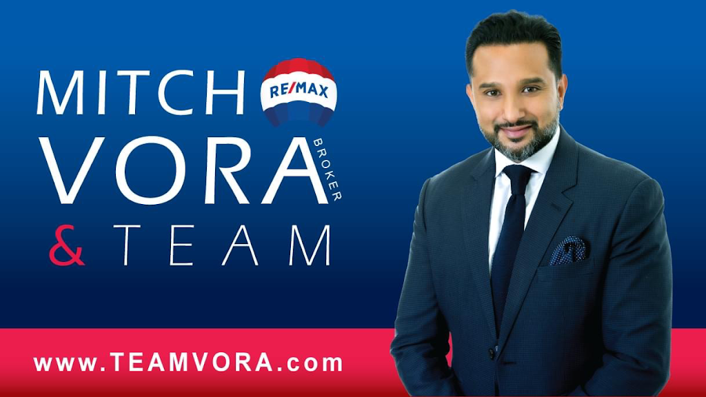 Mitch Vora & Team | 1 The East Mall Crescent, Etobicoke, ON M9B 6G8, Canada | Phone: (416) 626-2020