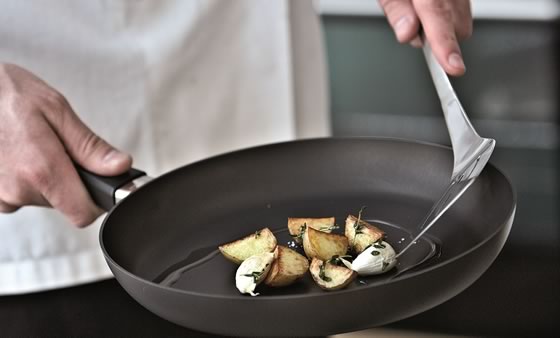 Kitchen To The Table | 163 First St, Orangeville, ON L9W 3J8, Canada | Phone: (519) 942-5908