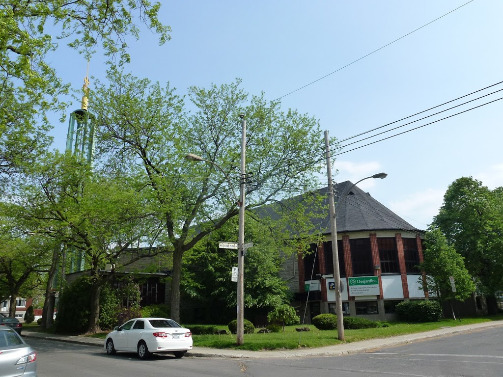 St. Simon Apotre Church | 145 Rue de Beauharnois O, Montréal, QC H2N 1J8, Canada | Phone: (514) 381-6495