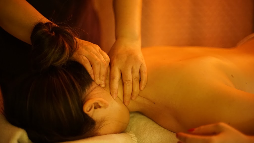 Super Hands Massage | 10017 158 St, Surrey, BC V4N 2R3, Canada | Phone: (778) 668-6111
