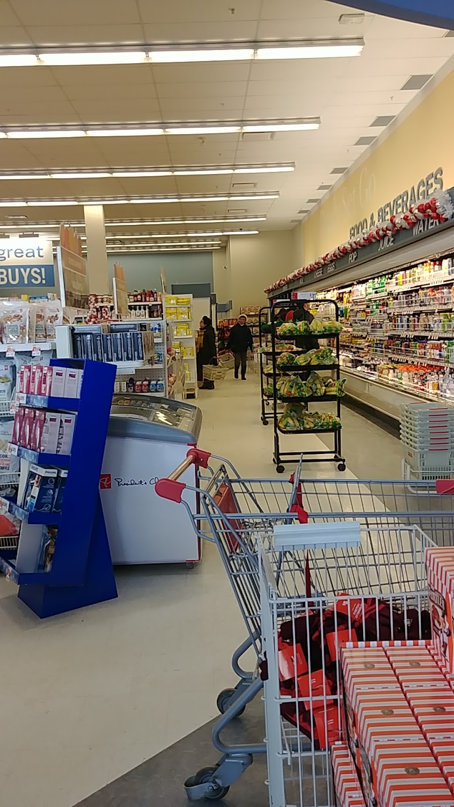 Shoppers Drug Mart | 1017 McPhillips St, Winnipeg, MB R2X 2K6, Canada | Phone: (204) 586-8091