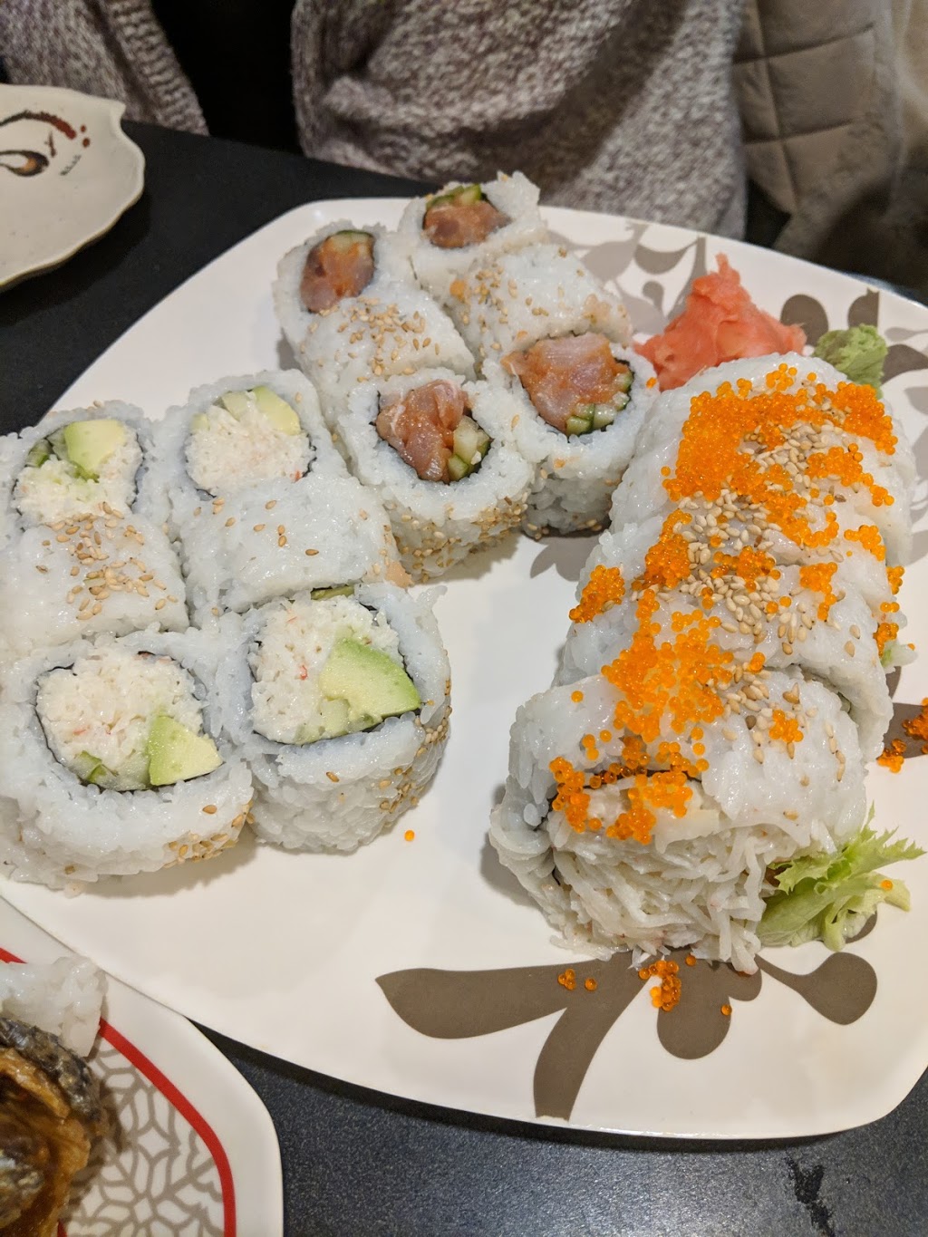 Guildford Sushi House | 10330 152 St #40, Surrey, BC V3R 4G8, Canada | Phone: (604) 588-8620