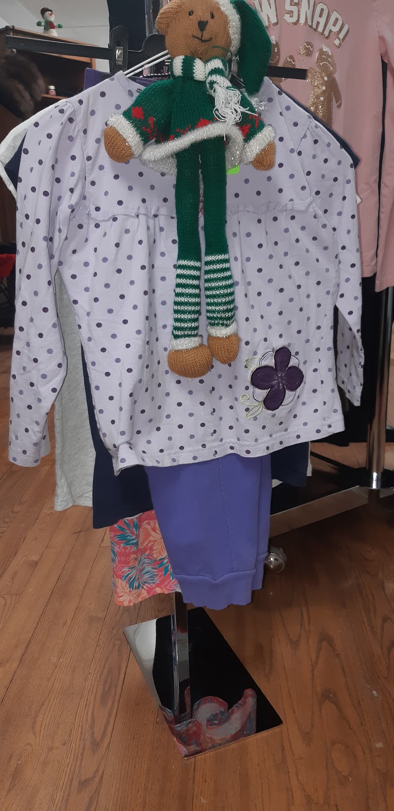 Friperie Belle et Bella Vêtements 2ème Vie | 986 Rue Galt O, Sherbrooke, QC J1H 1Z8, Canada | Phone: (819) 212-1950