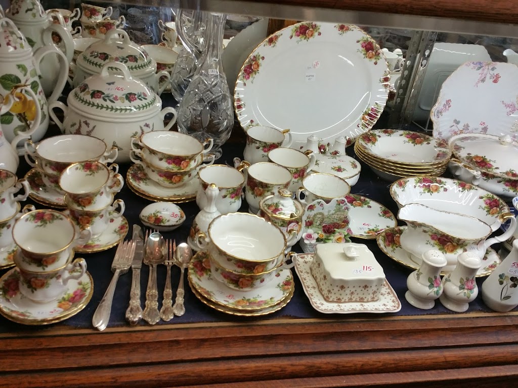 Robert MacNeils Past China Patterns | 13711 Nova Scotia Trunk 1, Wilmot, NS B0P 1W0, Canada | Phone: (902) 825-0032