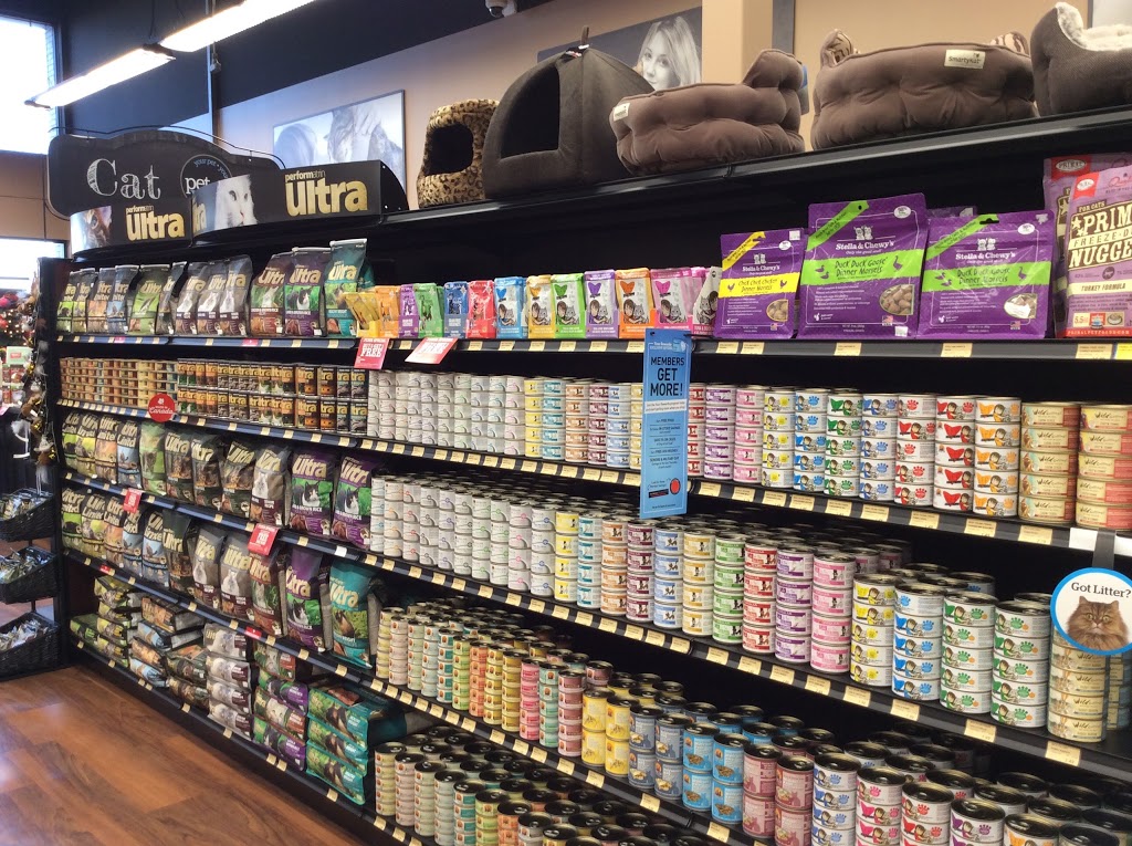 Pet Valu | 11440 Braeside Dr SW, Calgary, AB T2W 3N4, Canada | Phone: (403) 454-0301