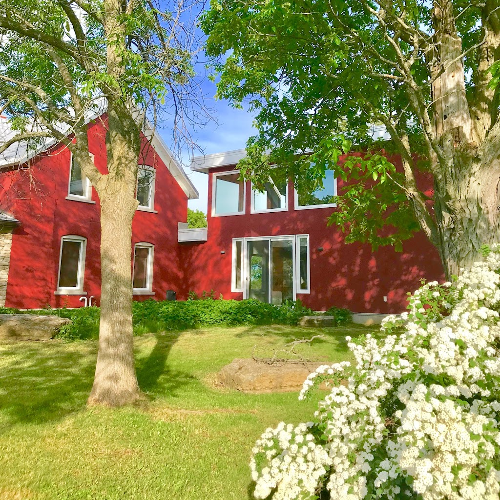 Big Red Barn Farmhouse | 132 McKinley Crossroad, Picton, ON K0K 2T0, Canada | Phone: (416) 704-8817