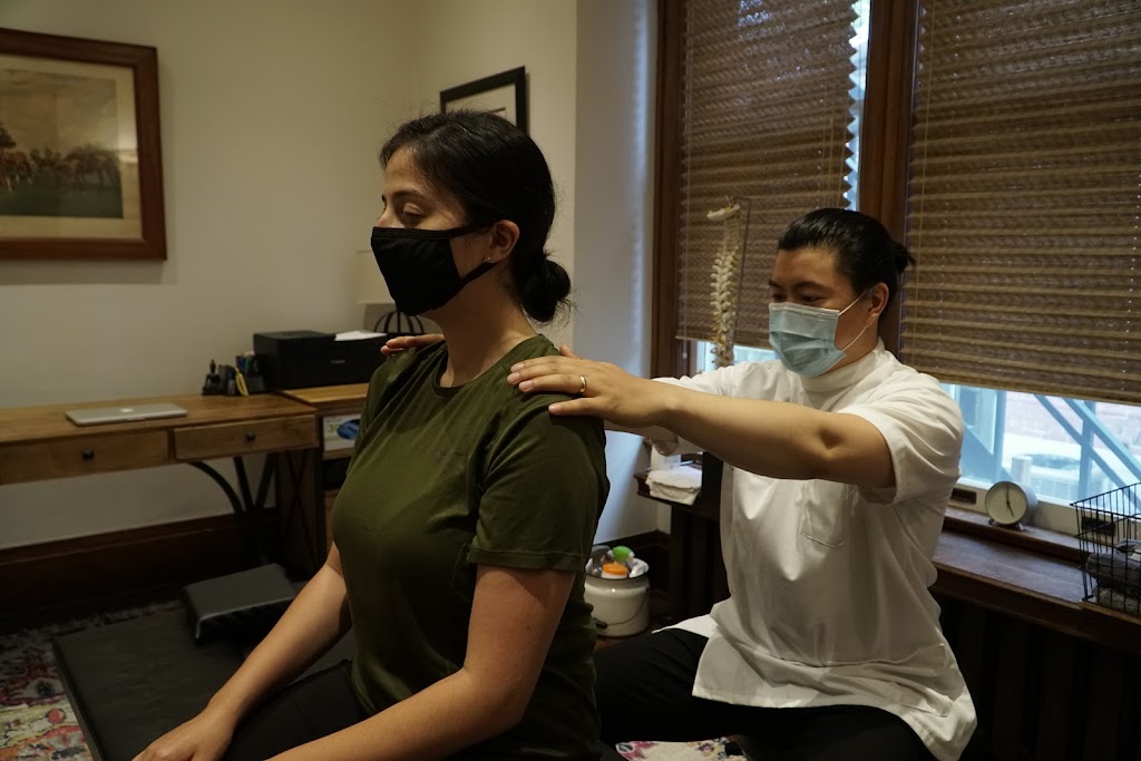Bryan Lok Osteopathy | 2 Lyall Ave, Toronto, ON M4E 1V8, Canada | Phone: (647) 794-1613