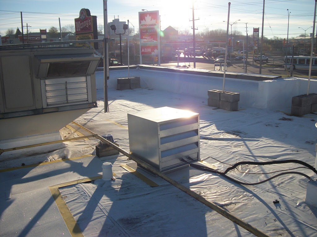 RD Elliott Roofing | 3010 Quabbin Rd, Odessa, ON K0H 2H0, Canada | Phone: (613) 372-2837