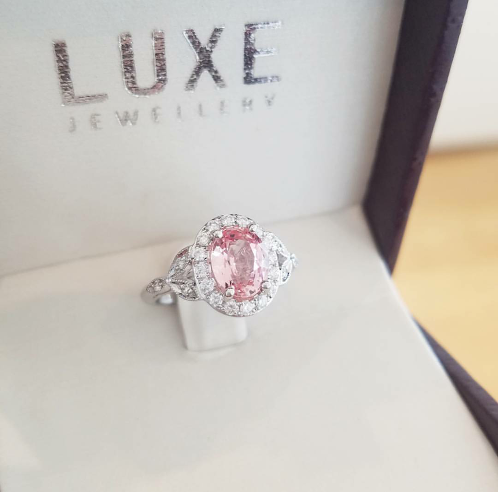 Luxe Jewellery | 5111 New St, Burlington, ON L7L 1V2, Canada | Phone: (905) 634-7500