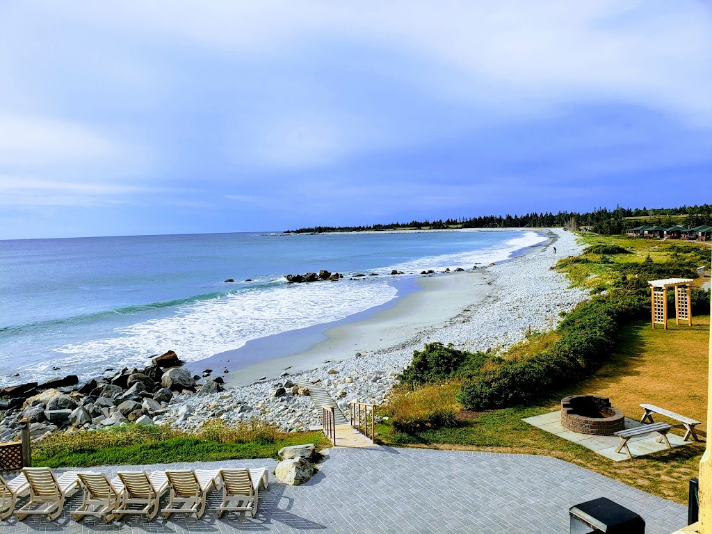 White Point Beach Resort & Golf Club | 75 White Point Beach Resort Rd, Hunts Point, NS B0T 1G0, Canada | Phone: (902) 354-2711