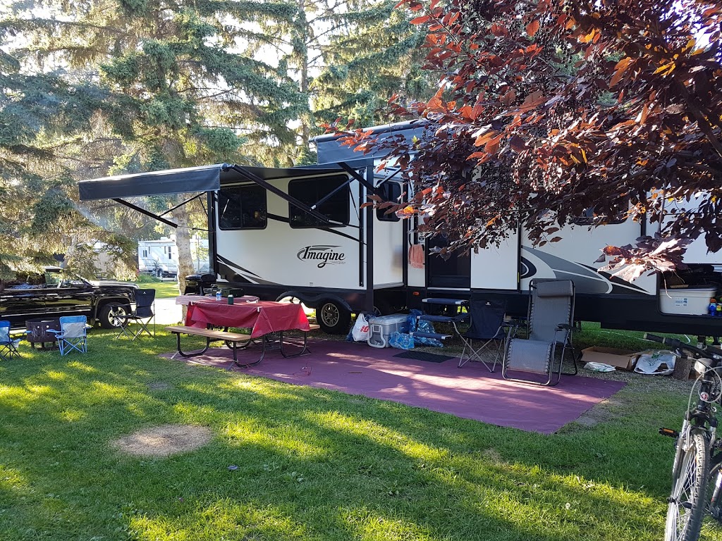 Devon Lions Campground - 1140 Saskatchewan Ave E, Devon, AB T9G 1N5, Canada