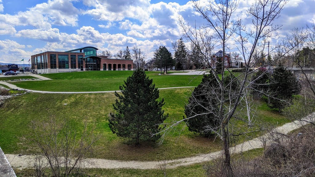 Blue Mountains Town Hall | 32 Mill St, Thornbury, ON N0H 2P0, Canada | Phone: (888) 258-6867