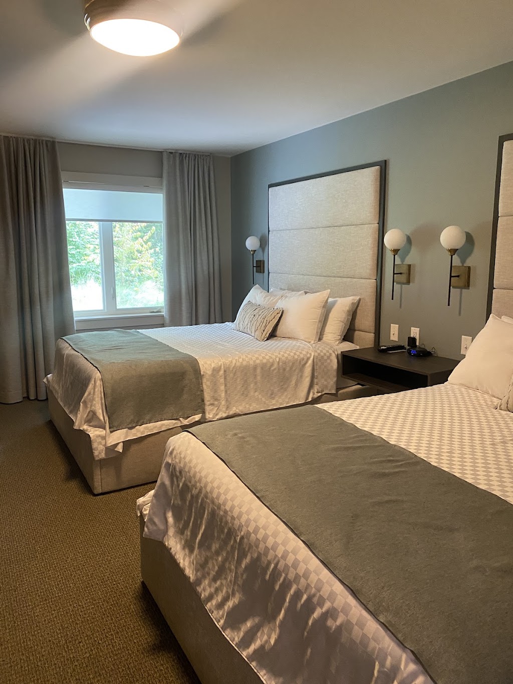 Glenora Inn & Distillery | 13727 Highway 19, Mabou, NS B0E 1X0, Canada | Phone: (902) 258-2662