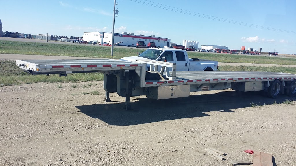 Southern Industrial & Truck Ltd | 300 South Side Hway 13 & 39, S Service Rd, Weyburn, SK S4H 2K7, Canada | Phone: (306) 842-2422