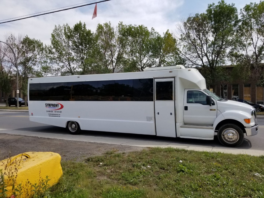 Symphony Bus International | 16 Arnold St, Etobicoke, ON M8Z 1K2, Canada | Phone: (877) 441-3351