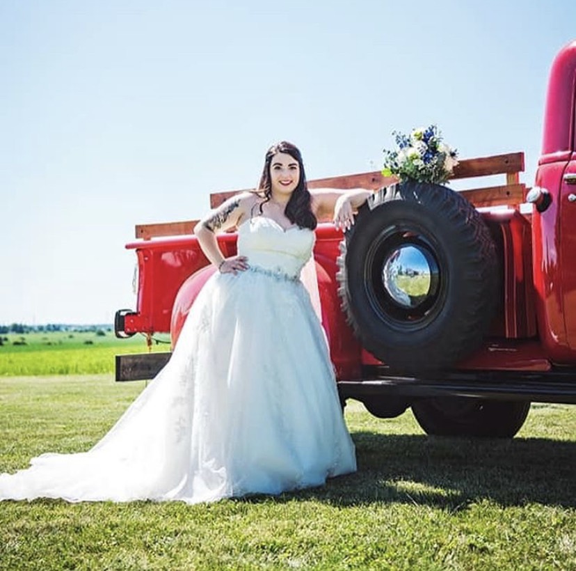Candace Amoun Hair & Makeup | 1444 Jim Allen Way, London, ON N6K 0C2, Canada | Phone: (519) 860-4297