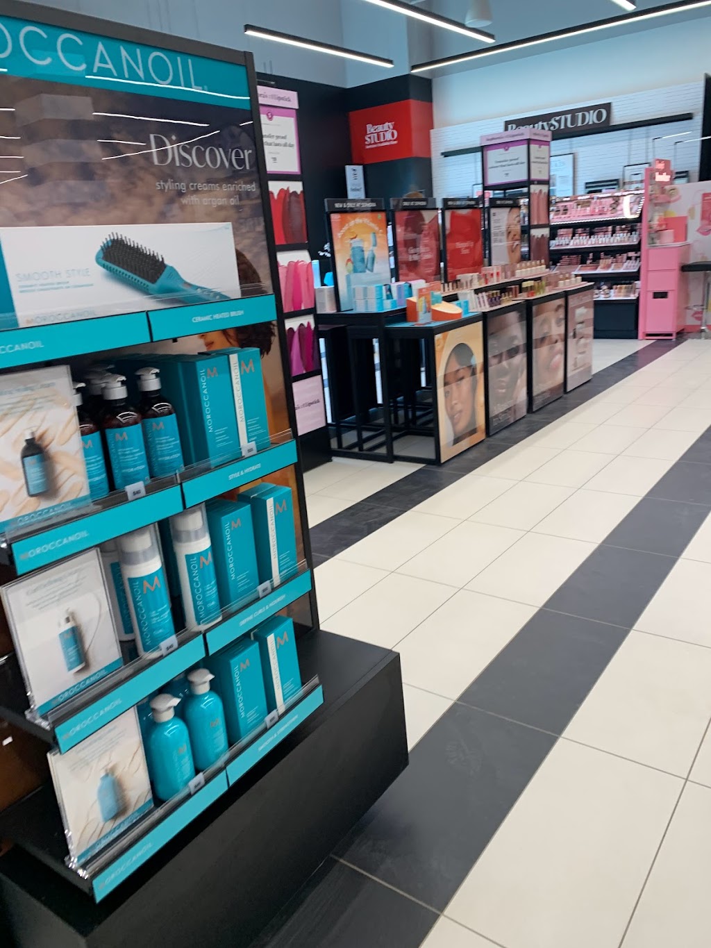 SEPHORA | 1585 Kenaston Blvd UNIT 11, Winnipeg, MB R3P 2N3, Canada | Phone: (431) 813-8688
