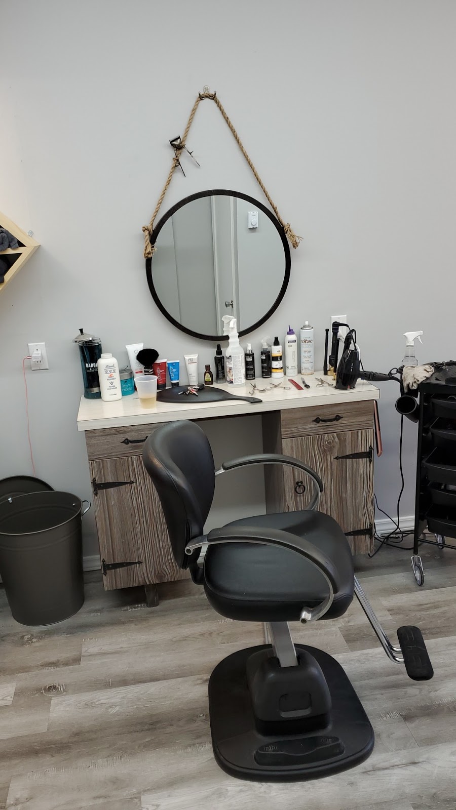 Salon Franco - Coiffure pour hommes et femmes | 334 Rue Laurier, Laval, QC H7N 2N4, Canada | Phone: (450) 669-1511