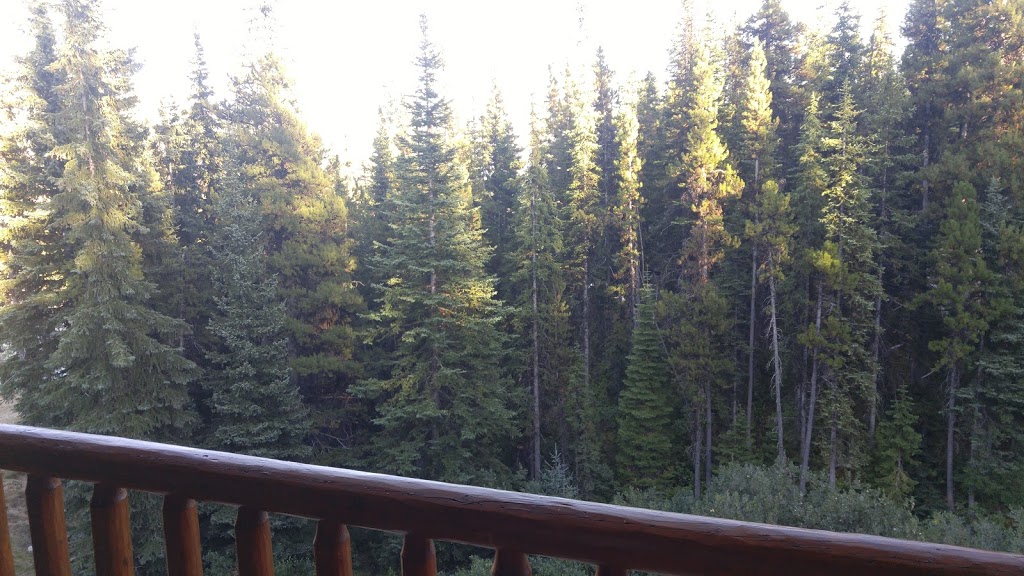 Pack Accommodations Ski Lodge | Penticton, BC V2A 8L7, Canada | Phone: (604) 864-1033