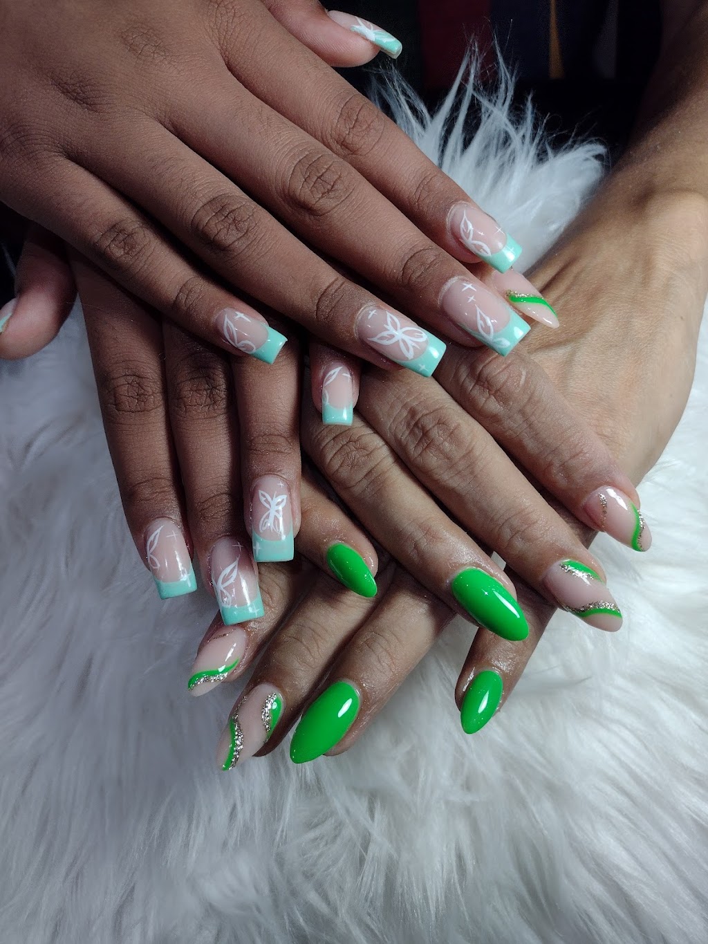 Ongles Casanove & Spa | 2569 Boul Henri-Bourassa E, Montréal, QC H2B 1V4, Canada | Phone: (514) 240-2893