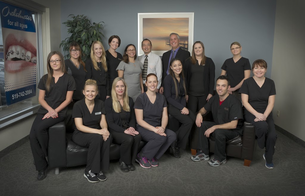 Laurentian Dental Centre | 245 Strasburg Rd, Kitchener, ON N2E 3W7, Canada | Phone: (519) 742-2084